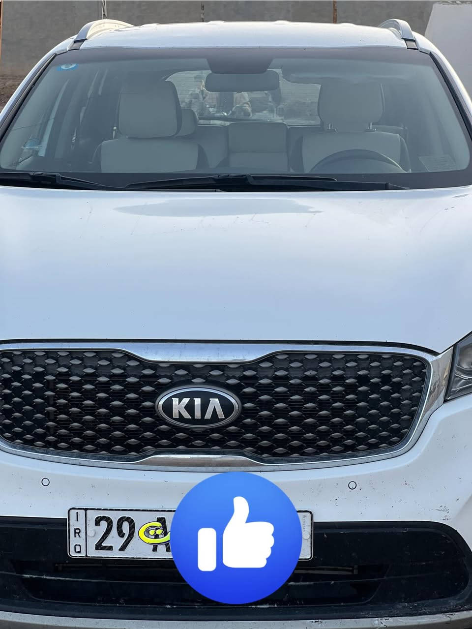 للبيع كيا سورنتو موديل 2018 رقم واسط انكليزي ٦ سلندر

 مكفوله كفاله عامه من ضربه وصبغ وتبديل فقط بارد مكينه مفتوحه 
وكير على وضع الشركه ماشيه 190 الف 

سعرها 200  وبيها مجال بسيط الكوت مركز المدينه 

            عيد أضحى مبارك لله 

اتصال ***********
