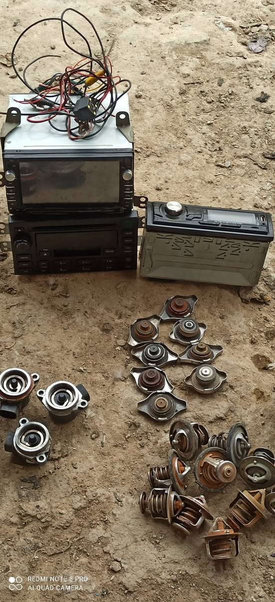 السلام عليكم
غراض محور كلهن جدد وبعد عندي غيرهن نواعم كلش هواي وبسعر مناسب للاستفسار 
***********
