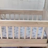 سرير أطفال • للبيع • عالخاص