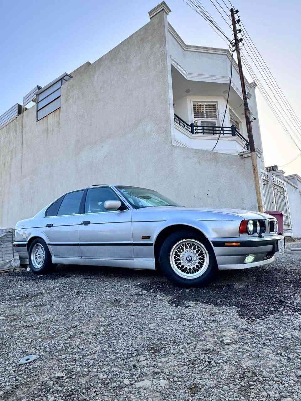 فول مواصفات السياره  مكينه مسكر عدله لون سلفر كير اوتو  تبريد  ثلج  السياره اربعه  جام كهرباء  سنتر لوك  كله شغال  حت   قبق بانزين رقم بغداد تحويل ثاني يوم  وهزه ماساقطه  *********** Colombo, Sri Lanka
