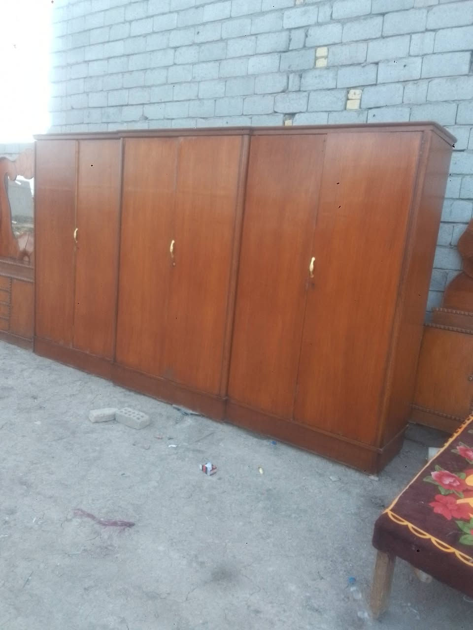 اللهم صل على محمد وال محمد السلام عليكم غرفه تسكام درجه اولى ست بيبان جاهزه قفاله  صبغ السعر 400 بابل القاسم خلف حسينيه نعمه ال محيسن ***********
