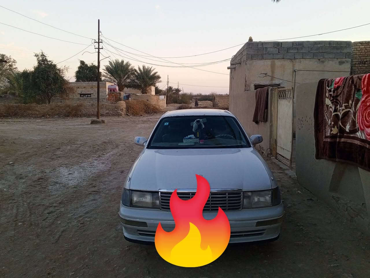 السلام عليكم
بطه للبيع موديل 95 مكفوله من الضربه والكص ونقل الجثه رقم انكليزي شرط التحويل تبريد شغال كمبريسر جديد 
شاشه+كامره السياره حيل نظيفه 
السعر 60وبي مجال قليل حيل  
الاتصال ***********
