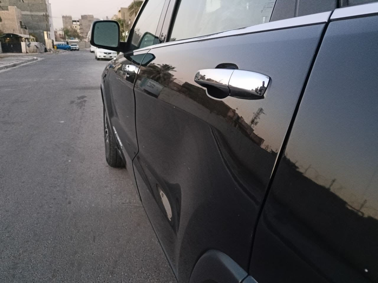 السلام عليكم للبيع جيب لاريدو  مديل 2019  وارد امريكي للمتدد سياره فول ماعده الفتحه كشنات جلد + تدفئه. شاشه جبيره ماوس تحكم. ذاكره ميموري بل كشنات تخزين حساسات خلفي امامي صور الحادث موجود بل منشور سياره على وضع الشركه تراي مال 24 مكينه كيرعلى وضع الوكاله سعر سياره 220 ورقه  
رقم الهاتف ***********
