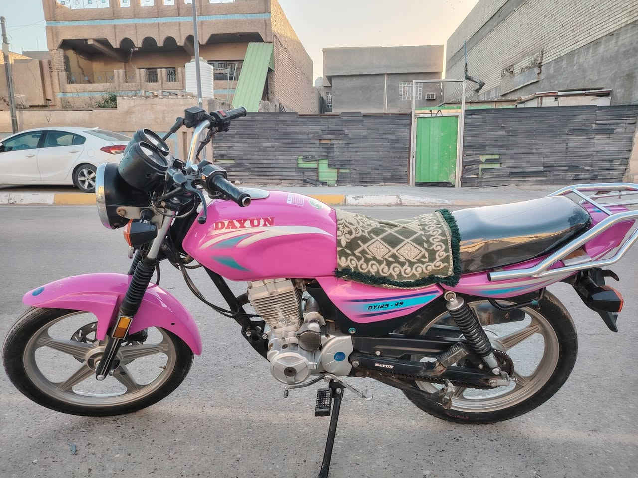 للبيع دراجة دايوان عضم موديل 23 أوراق استنساخ محرك ما مفتوح الدراجة نضيفة مكفولة من كلشي مكاني كربلاء القادسية السعر 750 وبيهة مجال رقم ***********
