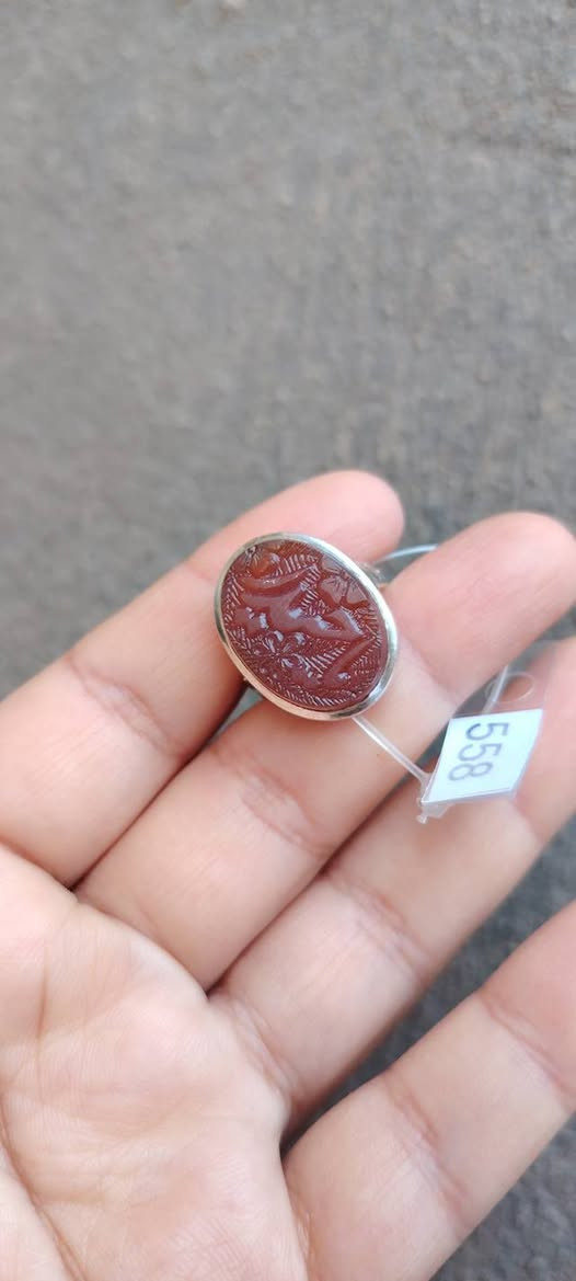 عقيق يماني مخطوط ياحيدر صياغه يدويه ثقيل قطعه ما مملوكه الفضه 925 جميل جداً
السعر خاص


**إذا كنت صاحب هذا الإعلان وتريد حذفه لأي سبب، رجاءا أرسل رسالة إلى الدعم الفني**