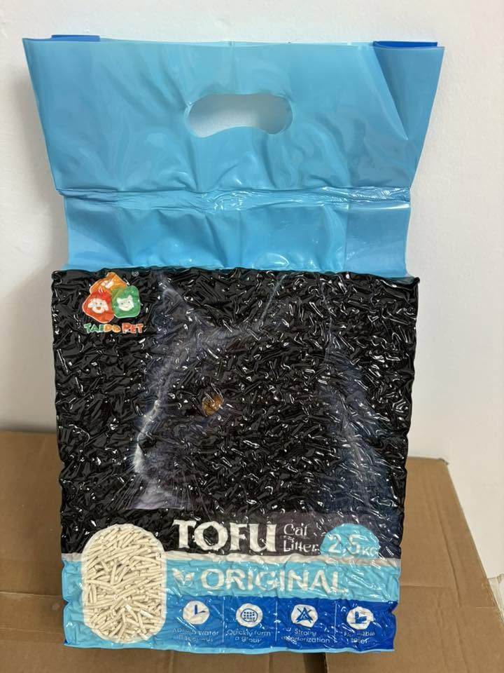 #رمل للقطط نوع توفو  TOFU
مصنوع من الخشب الطبيعي 🙈🙈
جدا امن للحيوان وبدون مواد كيمياوية
كاتم للروائح الكريهة😳
حبيباته سريعة التكتل🧐
بدون غبار😍
عادي يتفرغ بالمجاري لأنه صديق البيئة👍👍
وزنه ٢.٥ كيلو
تقريبا نفس فعالية الرمل الكربوني 👌👌
توصيل بسماية الف
توصيل بغداد ٥ آلاف


**إذا كنت صاحب هذا الإعلان وتريد حذفه لأي سبب، رجاءا أرسل رسالة إلى الدعم الفني**