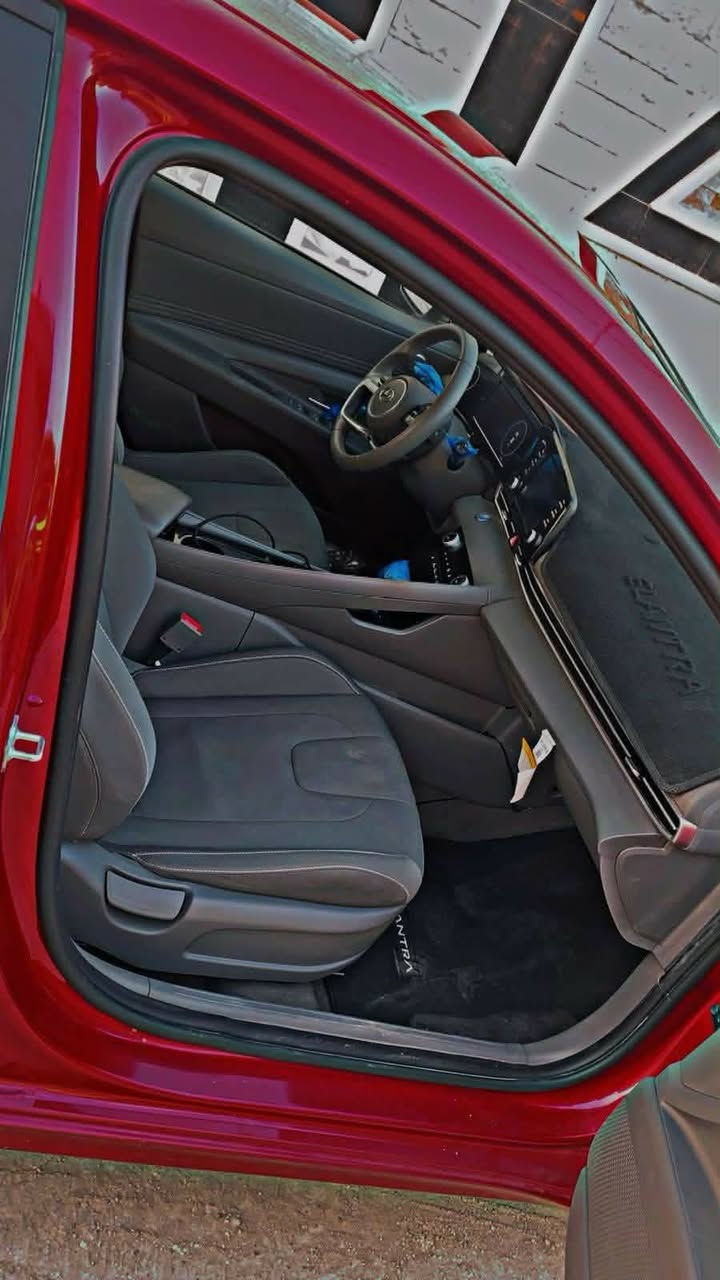 النترا امريكي موديل ٢٠٢٢ رقم اربيل فوول مواصفات عده لفتحه حادثه باب فقط لسعر لمطلوب ١٤٧ مكان لدوره للاستفسار ***********
