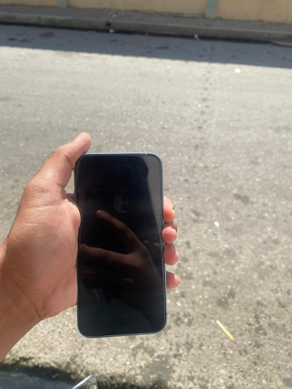 � للبيع: iPhone 14 

🔹 اللون: أزرق فاتح
🔹 السعة: 128GB
🔹 دبل خط
🔹 البطارية: 95%
🔹 نورمال
🔹 ضد المي 💧
🔹 نظافة 100%

📞 للتواصل:***********
