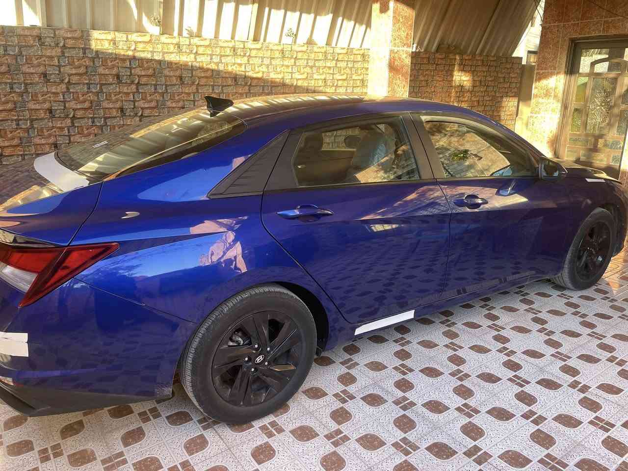 سلام عليكم هونداي الانتره ٢٠٢٣ حادث خشم البنيد وبارد بالجامج فقط بدون ايرباك السياره جاهزه من كلشي ماشيه ٢٧ ميل السعر ١٦٥ وبيها مجال قليل عنوان حله 
***********
