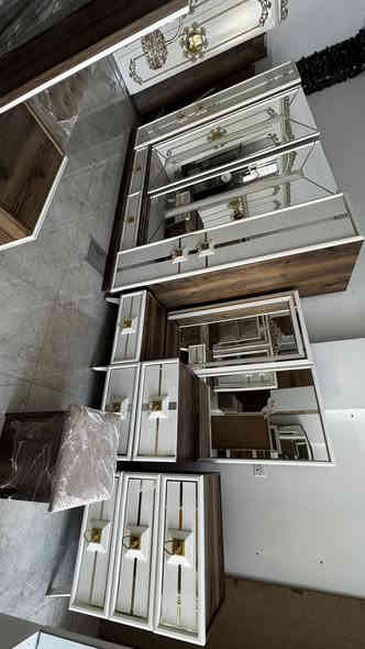 غرفه نوم ضخمه حيل نظيقه 8قطع  السعر مع شد ونقل 950 الف 
*********** / / ***********. 

#الموصل #غرف_نوم #اثاث
