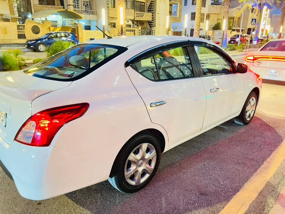 🚗 للبيع – نيسان صني 2025
✅ الموديل: 2025
✅ المحرك والكير:بحالة ممتازة
✅ المكيف: ممتاز
✅ الهيكل: نظيف جدًا
✅ الصالون: وكالة ونظيف
✅تحكمات جهتين 
✅تبريد قطعتين 
✅جام اربعة كهرباء 
✅محرك 1500
✅مكفولة كفالة عامة 

📍 بغداد اليرموك 

للاستفسار  أو الاتصال على الرقم: (***********).

السعر: (124 ) وقابل للتفاوض
