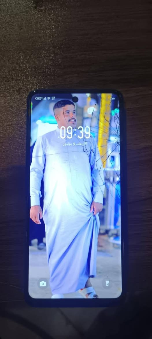 سلام عليكم جهاز للبيع نضيف اسم الجهازInfinix SMART 8 وذاكرته 64 سعر 75 مكاني نجف ابو صخير الشراي يتصل على رقم ***********
