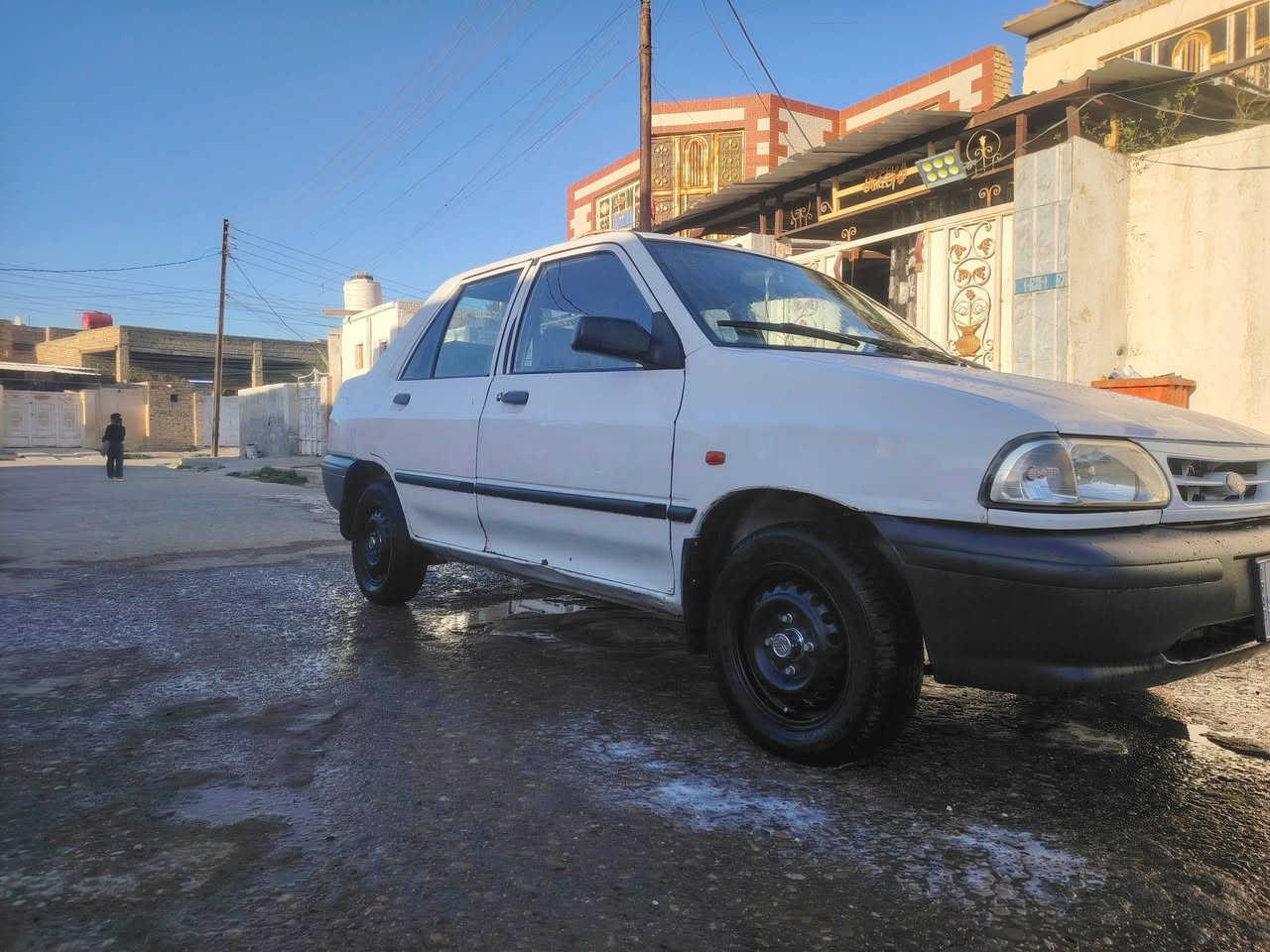 سلام عليكم سايبه موديل 2015 رقم دي قار بيه وكاله عامه ابو الوكاله جاري ول شرعي بل ناصريه سياره تحويل جاهزه من كلشي محرك جديد تخم تاير حدادي هسه شاده سياره متعوب عليه ماعوزه كلشي السعر 35 ورقه وبيه مجال ميسان قلعة صالح رقم الموبايل ***********
