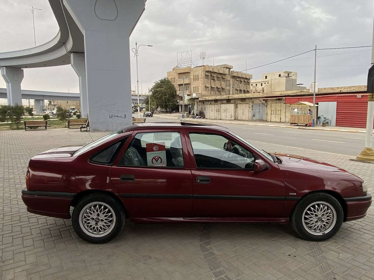 سلام عليكم
للبيع اوبل فكترا حجم 18كير ومحرك شرط
ارقم كركوك تحويل بشرط هزه جديده قبل يومين مسويها
السياره جديده قواعد دبل بيلادي السياره وضع شركه 
بيها قطعتين كلير فقط 
صدر امامي خلفي شرط كهربائيات كلها شغاله 
منضومه زنون اصلي 
غرفه جديده وبلاديه تخم تاير جديد ويل بلادي جديد 
أريل كهربائي شرط حتى كلوب البنيد شغال 
السياره جاهزه وجديده شرط أحلامنا الصورسياره مال جناي 
السعر 47وبي مجال للشراي *********** مكان تكريت
