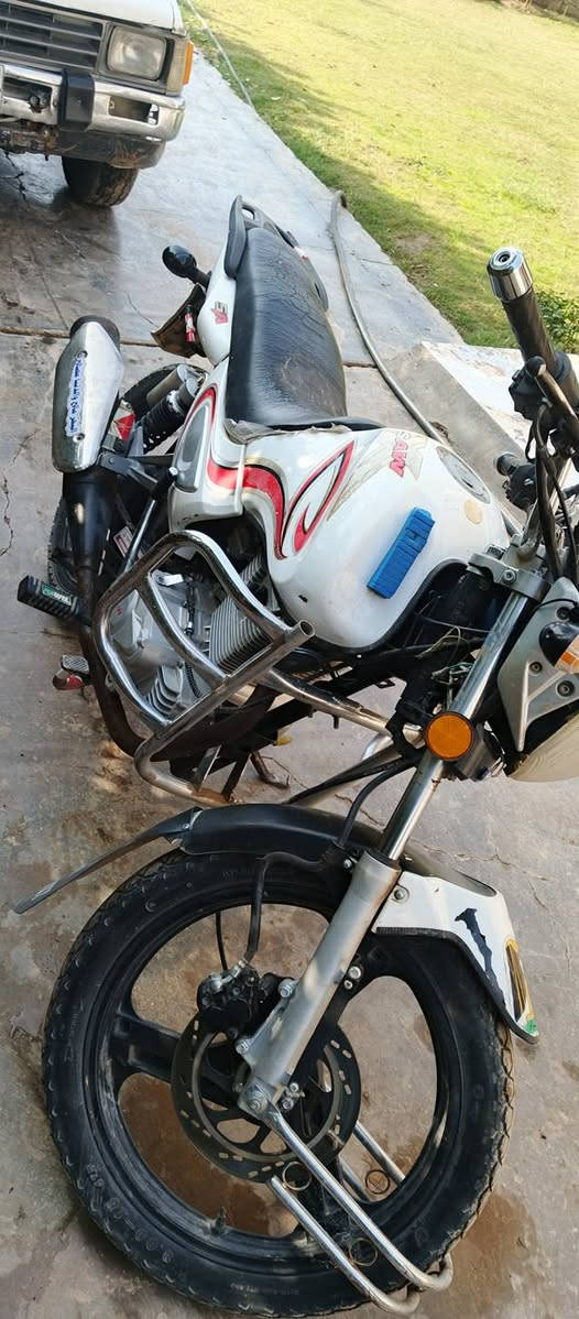 السلام عليكم ما طول للبيع محرك 200 2021 رقم الهاتف ***********
