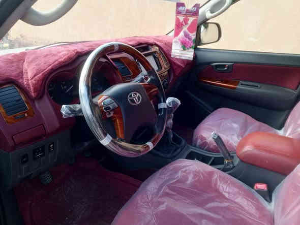 بيكم تيوتا فورويل ٢٠١٣ كويتي شاصي ٢٢ كير عادي مكينه بلاد حداديه تخم تاير مابيها نقص سونار وياها بيها كارت اقل ٤اصابع بالبدي موضح بسونار سياره ماشيه ٢٥٠ وماشيه على نضافيه وشرط اذا يطلع خلاف الحجي اخسر كروته اليتعنى عليها 
شرط التحويل سياره ابيعك تحويل بياع شراي ميرهم ابيع لجناي فقط يطلع يحول بنفس الاسبوع
السعر 210 وبيها مجال العنوان الانبار هيت 
***********
