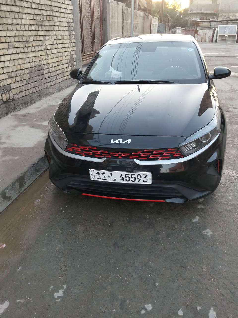 سلام عليكم كيه فورتي موديل 23 ماشيه 45 حادث بلعراق جاملق السعر 150وبيه مجال ***********
