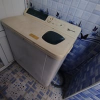 غساله بشرط مابيهه كل عيب ب60 وببهه مجال 07838303900