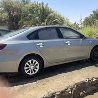 كيا كي 3 • مكينه ١٦٠٠ • ضربه خلفيه