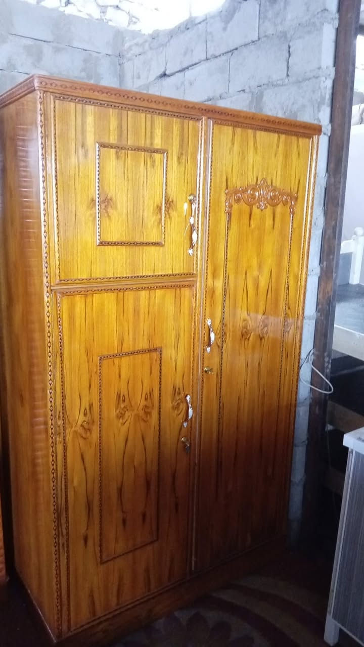 بسم الله والصلاة والسلام على رسول الله تم وصول حاوية كاونترات جزامات بوفيات كناتير خشب شغل عراقي ديوان شغل درجة أولى ضمان  🌹 🌺
يوجد مراوس كاونترات قديم بجديد 🌺🌹 
العنوان هيت شارع القائم مقامية قرب مجمع العيساوي😊 لتنزيلات *********** واتساب 🌹
