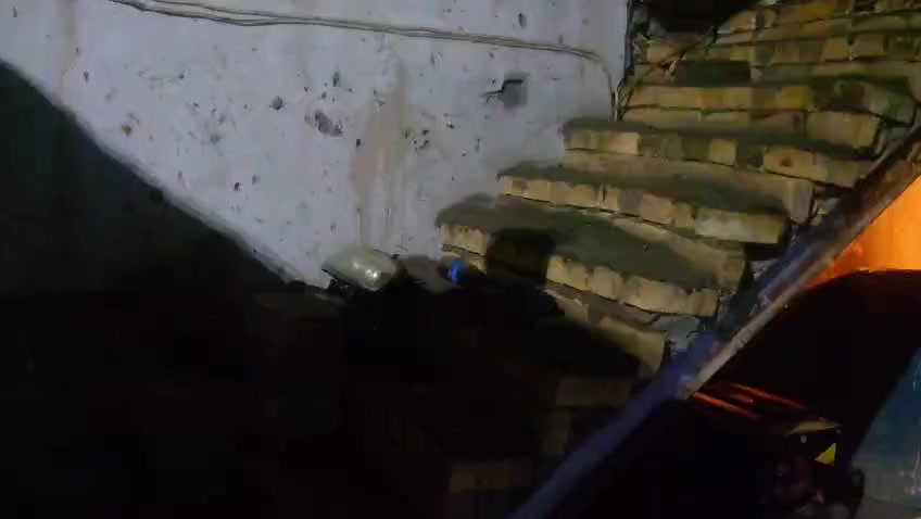 بيت زراعي سند 25 الدوانيه حي الأمين خلف ملعب جمال 200 متر  
غرفتين و صاله و مطبخ و براني و صحيات مع غرفه صغيره للأطفال  قريب جدا موقع حلو كل الخدمات تبليط ماء مجاري سعر 30 مليون مع مجال قليل للاستفسار الاتصال على الرقم *********** مكتب الهرم للعقار
