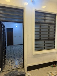 للإيجار مشتمل مساحة٧٢ م بناء حديث يحتوي على ط١/ أستقبال + حولي مطبخ + ...