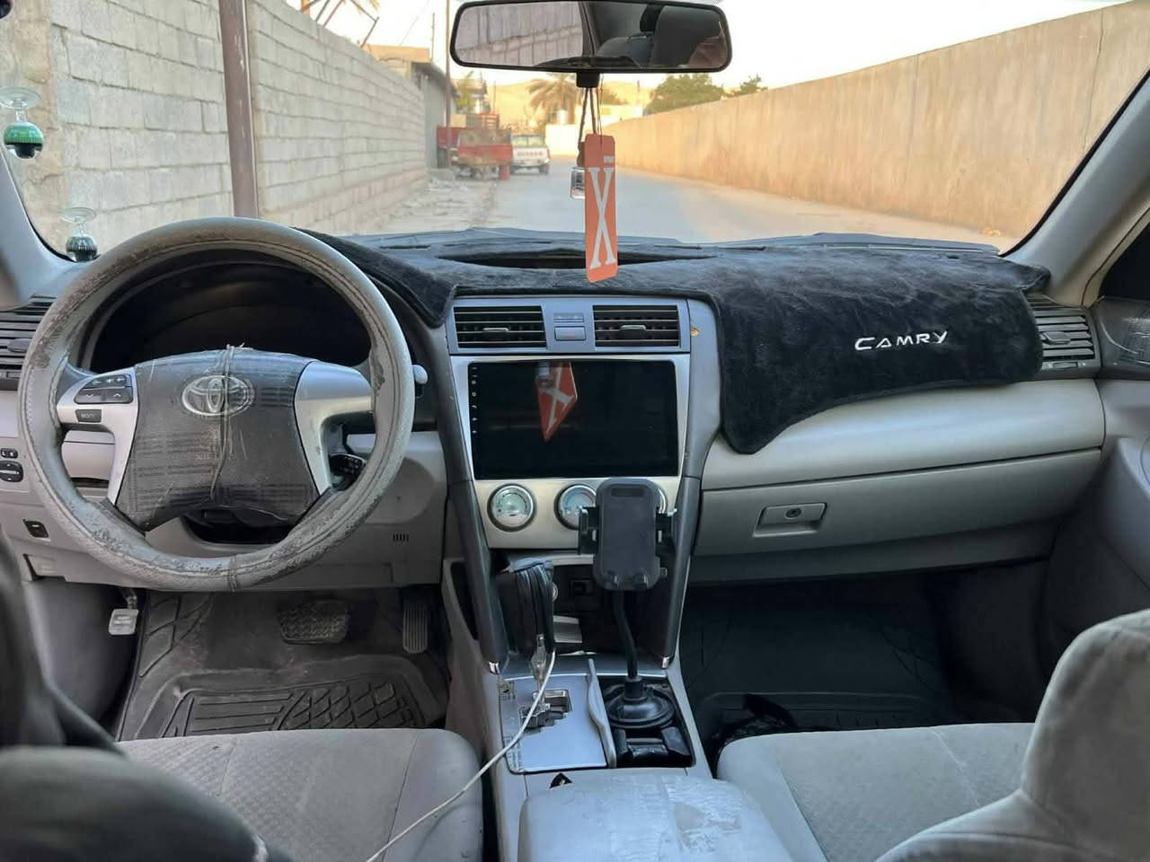 سلام علیکم
سیاره کامري 2007 محرك بلادي 6 افلون بيهه كوبون بنزين سياره بييه قطعتين فقط نص جامرلغ ونص بونيد..سعر93 بيهه مجال ***********
