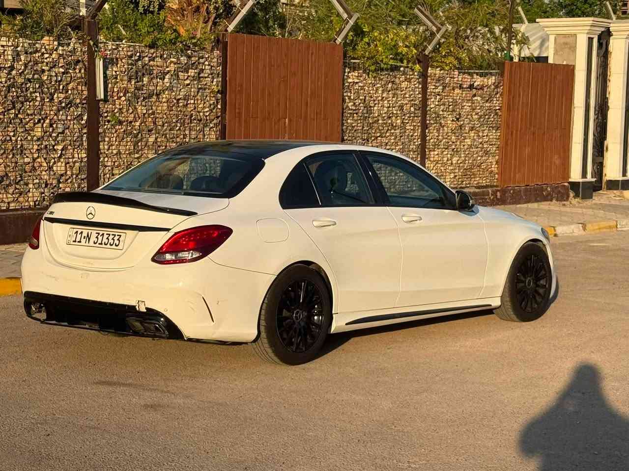 مارسدس C300 موديل 2015
للبيع وارد امريكي صور الحادث داخل المنشور بيهة صبغ قطعتين ونص بدون دواخل 
كير مكينه على وضع الشركه 
رقم بغداد مميز ✅ ابيعه ويه السياره 
مواصفات معروفه بصمه / كشن ميموري / جلد / تبريد قطعتين / ستيرن كهرباء 
مكاني بغداد 
السعر :- 167 وبي مجال بسيط 
للاستفسار :- ***********
