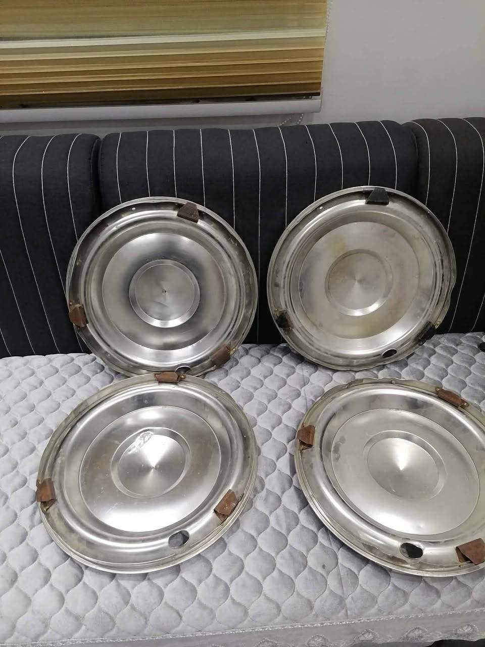 سلام عليكم.   تخم حجم 15
*********** سيد محمود 

متوفر خدمة توصيل
