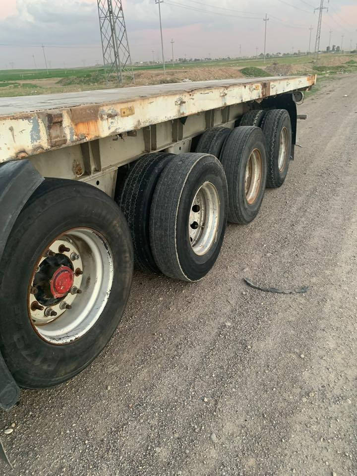 سلام عليكم فالفو شيطان حجم 440 محرك وحش 
سنكل امامي كير اوتماتيك مرسمة فلات جوانب متحركة 3 محاور مزوج وظايف رابع تك تاير رفاع
 سيارة جاهزة للشغل كفالة عامة من كلشي 
السعر290 وبيها مجال بسيط
مكان كركوك
رقم الهاتف ***********
