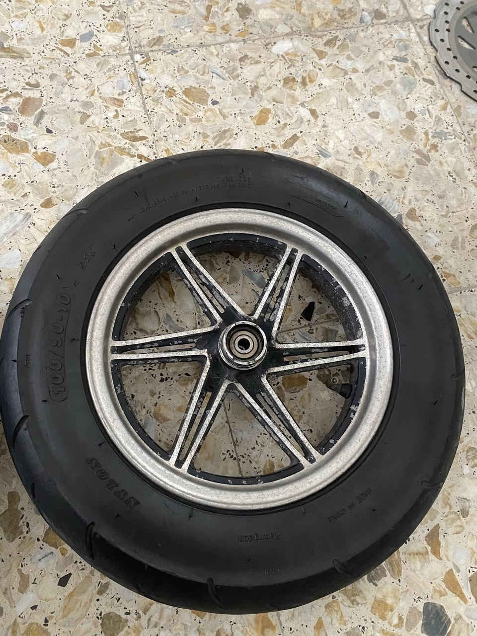 سلام عليكم ويل نجمه البيع مكفول من كلشي مكان بغداد رقم ***********
