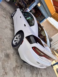 جارجر مدي2015 خليجي كفاله عامه بيه أماكن بارد قليل مكفول من صبغ و لمعج...
