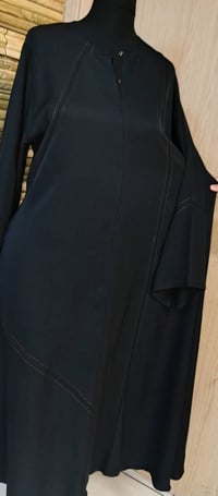 جبب للبيع • عبايات نسائية • ملابس نسائية • ثياب نسائية • عبايات بالجمل...