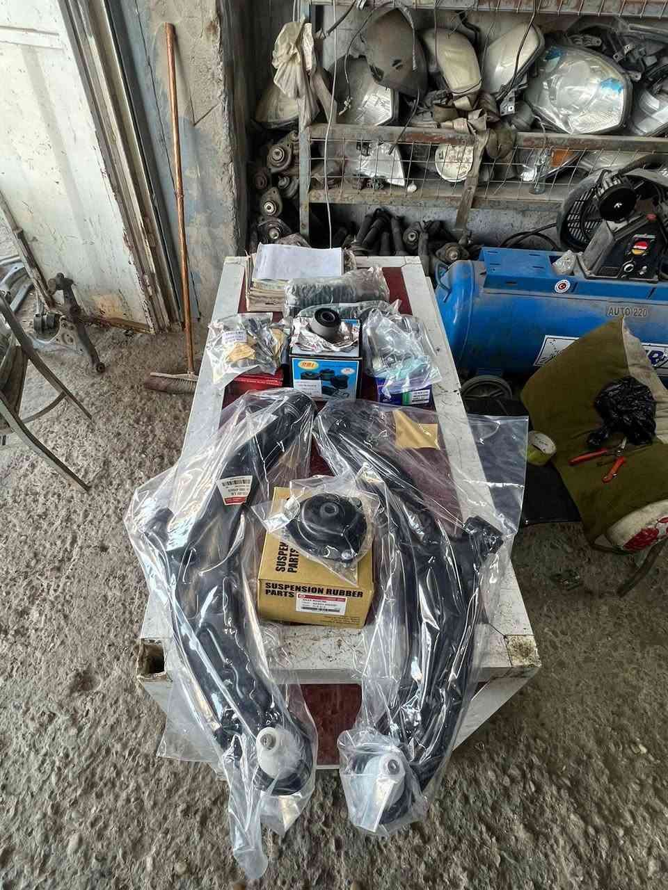 يوجد لدينا قطع غيار اصليه ظافران جميع مديلات و انسب اسعار ويوجد لدينا توصيل جميع محافظات مجمع باقر الكوري واتساب***********
