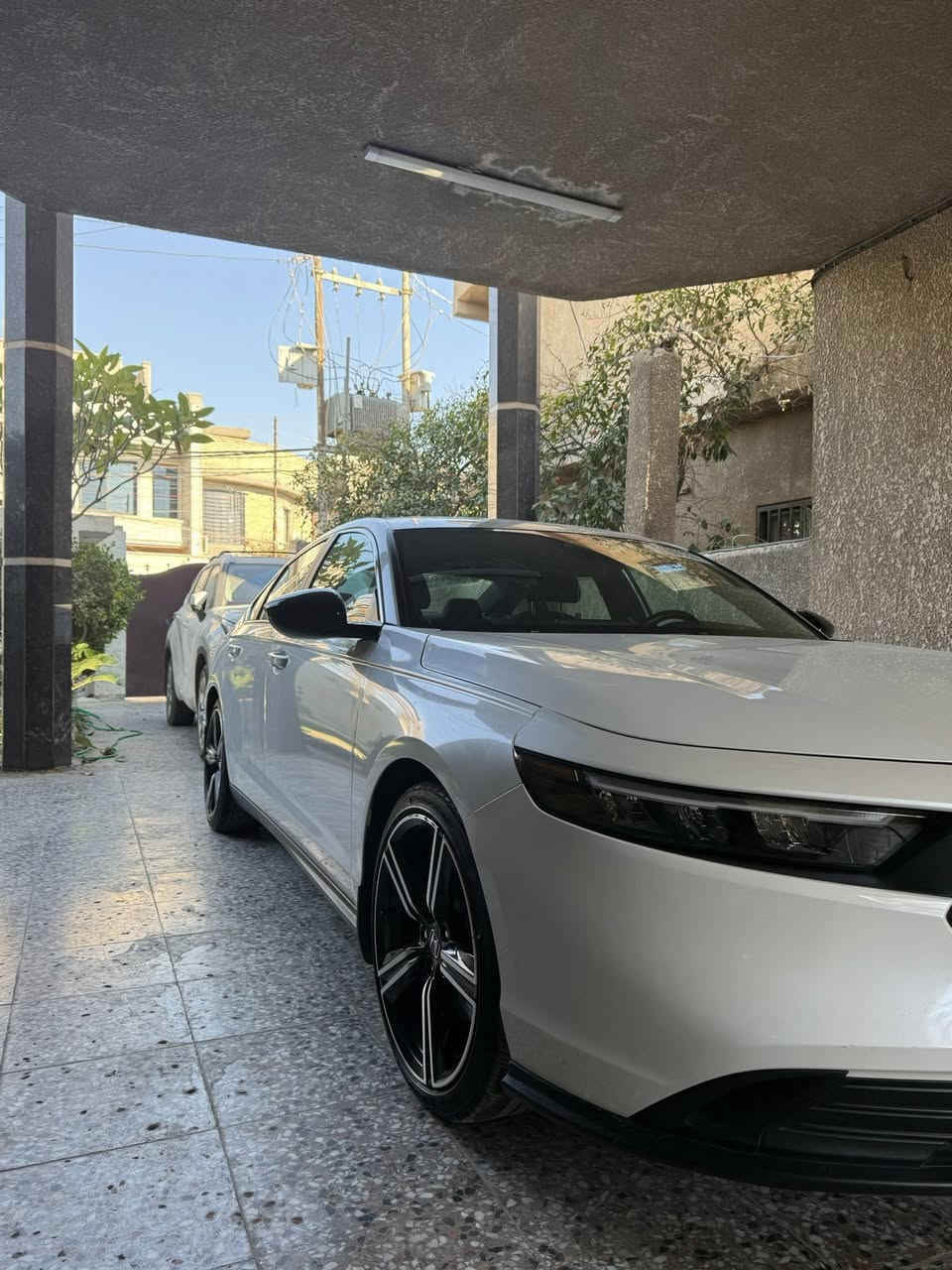 هوندا اكورد سبورت هايبرد (2023) وارد اميريكي مكينة 2000 تنفس طبيعي ماشية 14000 وغيرها من المواصفات العنوان بغداد للأستفسار الاتصال على هاذه الرقم ***********
