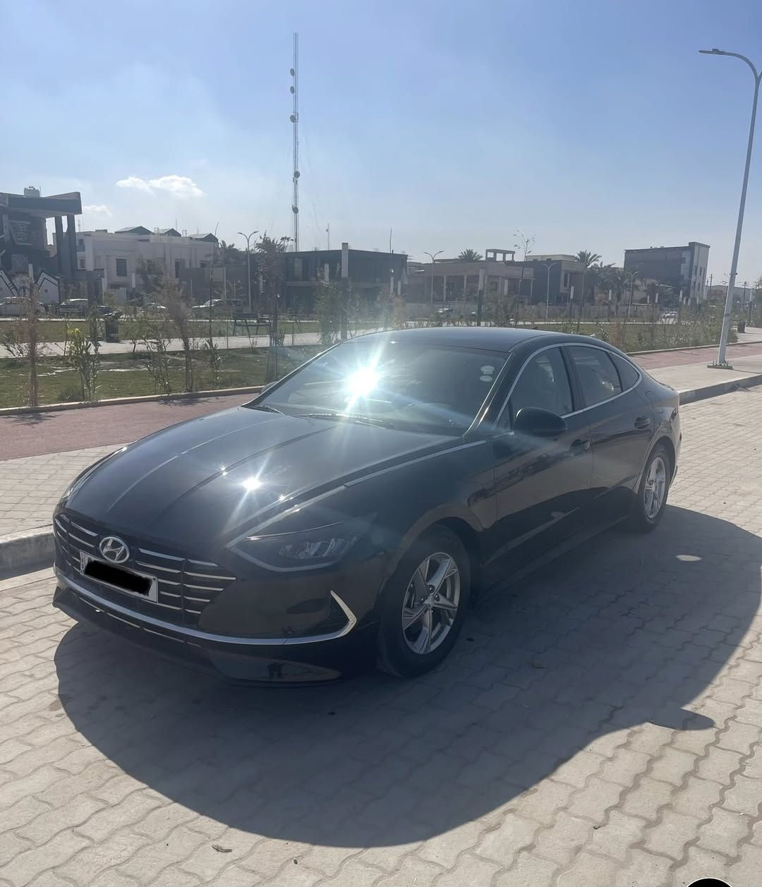 يااللّه
سوناتا 2021 سيارة كلش نظيفة
ماشية 100 الف
***********
محرك 2500 
شاشة جبيرة كامرا
4 وضعيات قيادة
هاندبريك بصمه
صندوك بصمه
اوتو هولد
اوتو ستوب
تحديد مسار
تحكمات ستيرن
رادار
مثبت سرعه
بدون ارباك وتبديل قطعتين بنيد ودعاميه
باقي المواصفات معروفه
السعر 160 وبيها مجال
