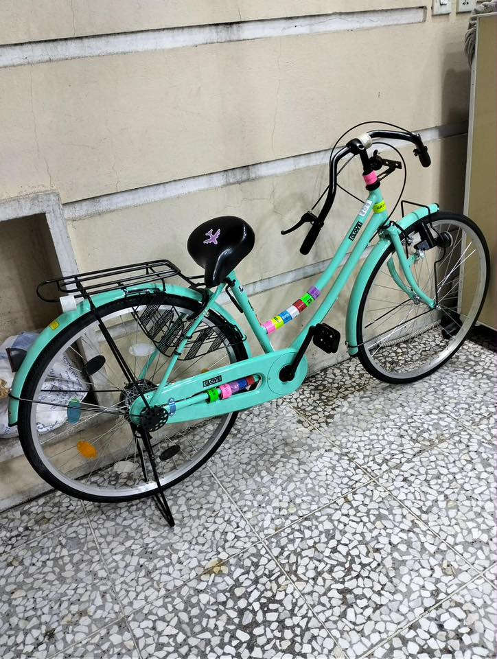 للبيع 
موديل 2022 
السعر خاص 
ولوتي بـ🩴😅


**إذا كنت صاحب هذا الإعلان وتريد حذفه لأي سبب، رجاءا أرسل رسالة إلى الدعم الفني**