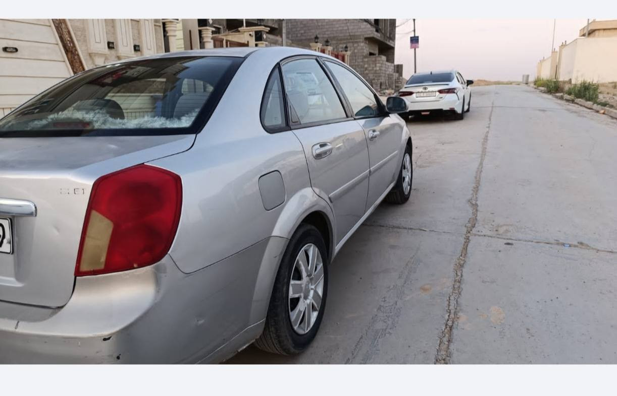 اوبترا للبيع
موديل ٢٠٠٧ 
لون رصاصي 
كير ومحرك شرط 
ضرر قطعتين بدون دواخل 
السعر ٧٥ بيها مجال 
الاستفسار ***********
