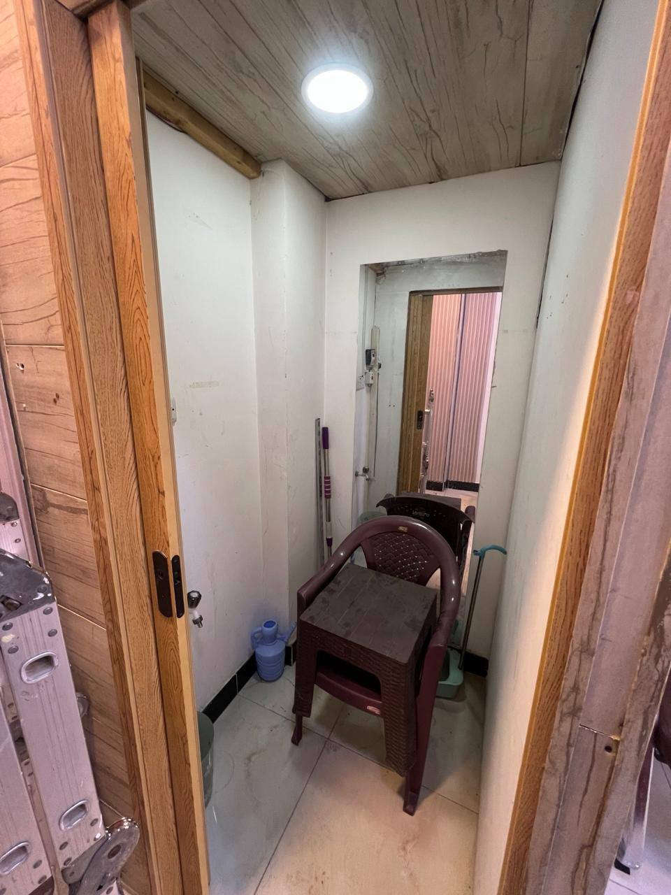 يتوفر لدا (عقارات الكنعان)
محل للأيجار في الجزائر 

موقع مميز وتجاري 

واجهته ٣م ونزاله ٧م 

ايجاره ٨٥٠ الف قفل 🔐 غير شامل فاتورة الكهرباء 

للإستفسار الاتصال
 على رقم المكتب 🏢 
***********
 او الاتصال على الوتساب 
***********

يستقبل المكتب جميع عروض الإيجار والبيع 
التواصل ع الرقم الموجود في البوست
