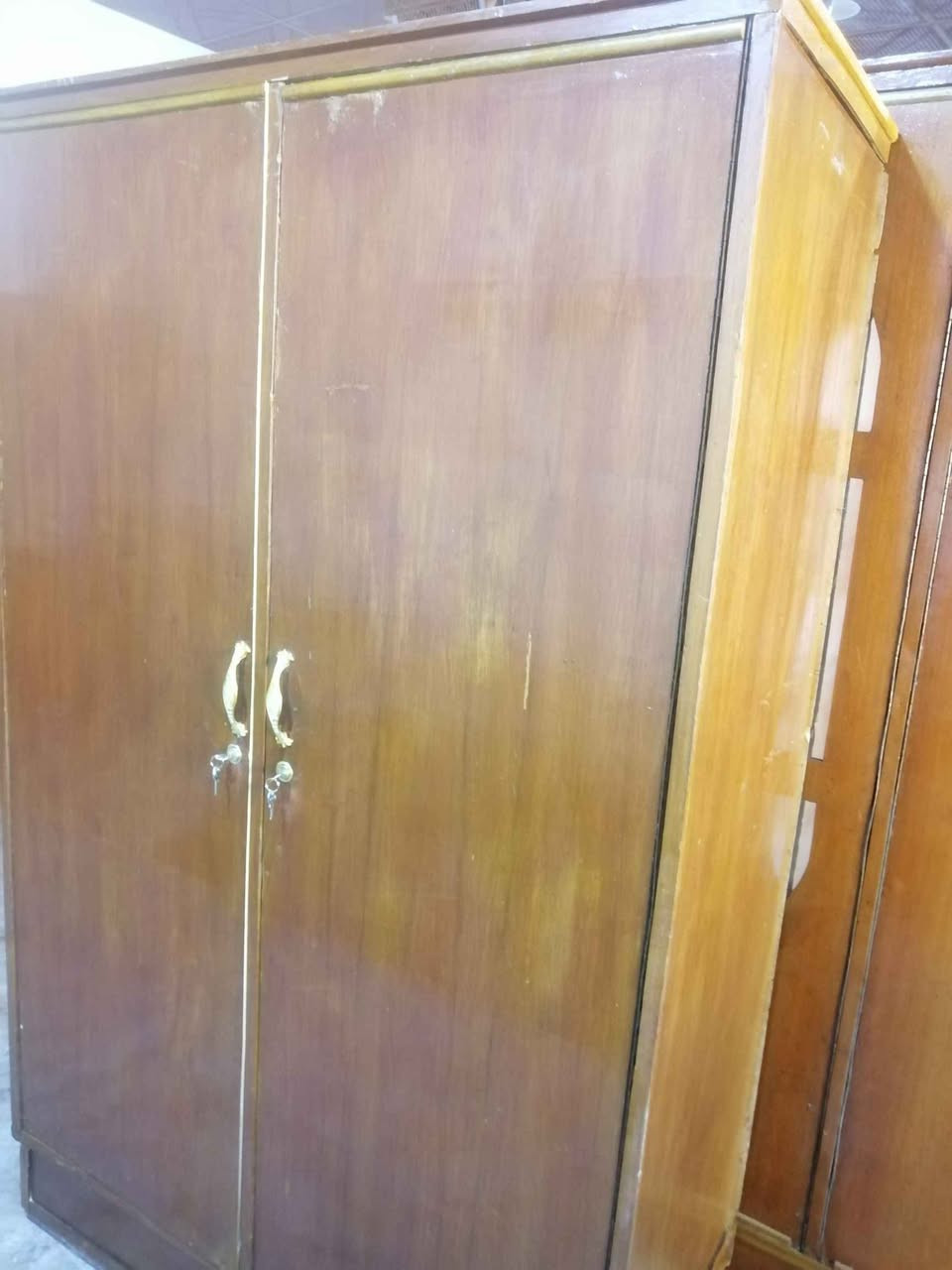 سلام عليكم كنتور ابو اثنين صاج سعره ٩٠ مكانه كربلاء الاتصال على الرقم *********** *********** العنوان كربلاء قريب شارع الحافظ عمود ١٣١ قرب دلالية الضياء ا كربلاء, العراق
