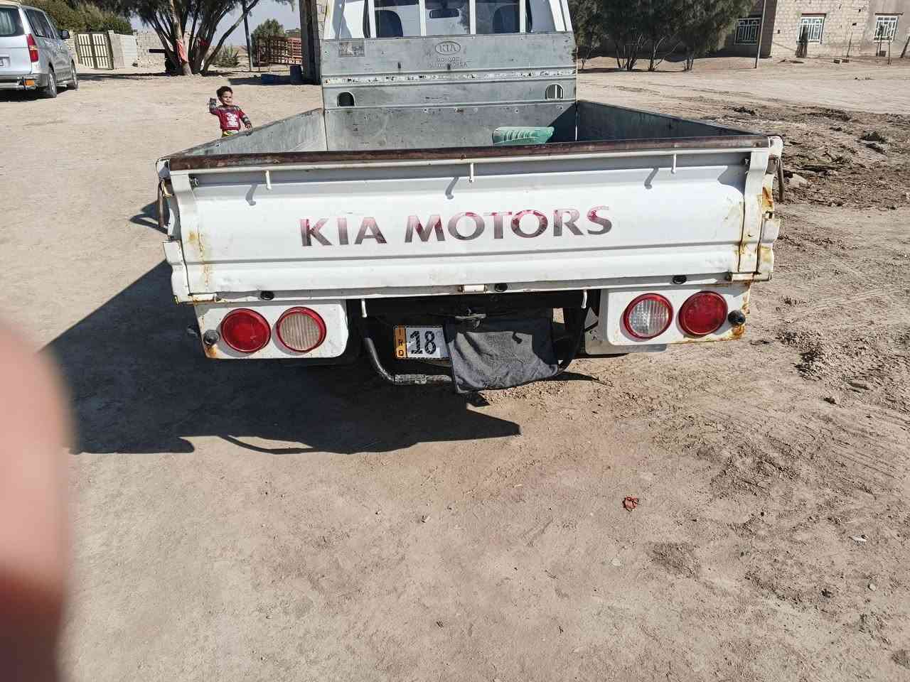 سلام عليكم كيه 2016 البيع مكفوله ماعده ربع صابع بل بنيد تخم تاير سنويه 2031 بسمي استفسار ***********
