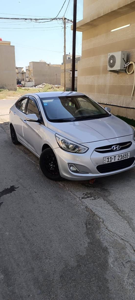 السلام عليكم
اكسنت 2015  مكينه دوش 1400
رقم بغداد باسمي
بيها قطعتين صبغ جاملغات خلفيه والدواسات صبغ
اي نقص مابيها من صدر وتبريد وتخم تاير
بيها تخم ويل كب
كامره شاشه
تحكمات جهتين
اشاير بالمري
حساسات

مكاني بغداد الحريه
السعر 84 وبيها مجال كلش قليل

***********
