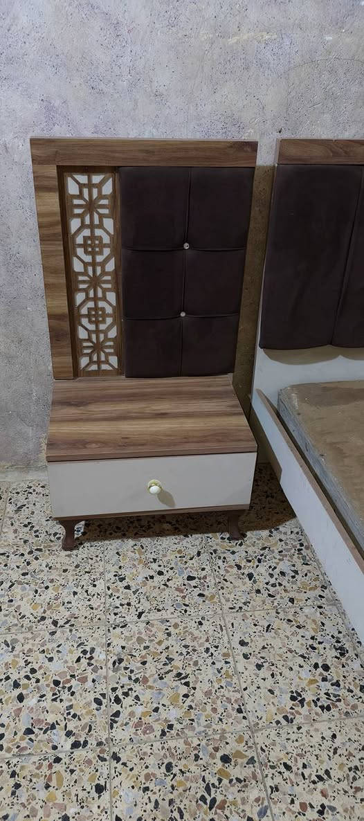 غرفه تركيه كلش نضيفه كامله نقص بس ضهر. سعر ب175مكان الحيانيه قرب سوك تئميم رقم ***********
