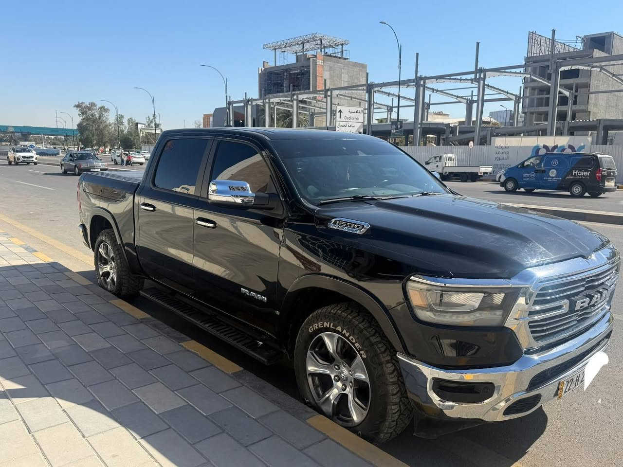 رام  بوكس. لارامي 2022 بانوراما فور ويل مكينه 5700
1/1فول مواصفات فقط بنيد حادث جديده جدا رقم اربيل مضلل اصولي 
جاهزه من كل شي الحمد لله 
السعر 36 ألف 
مكان السياره بغداد الكرخ 
***********
