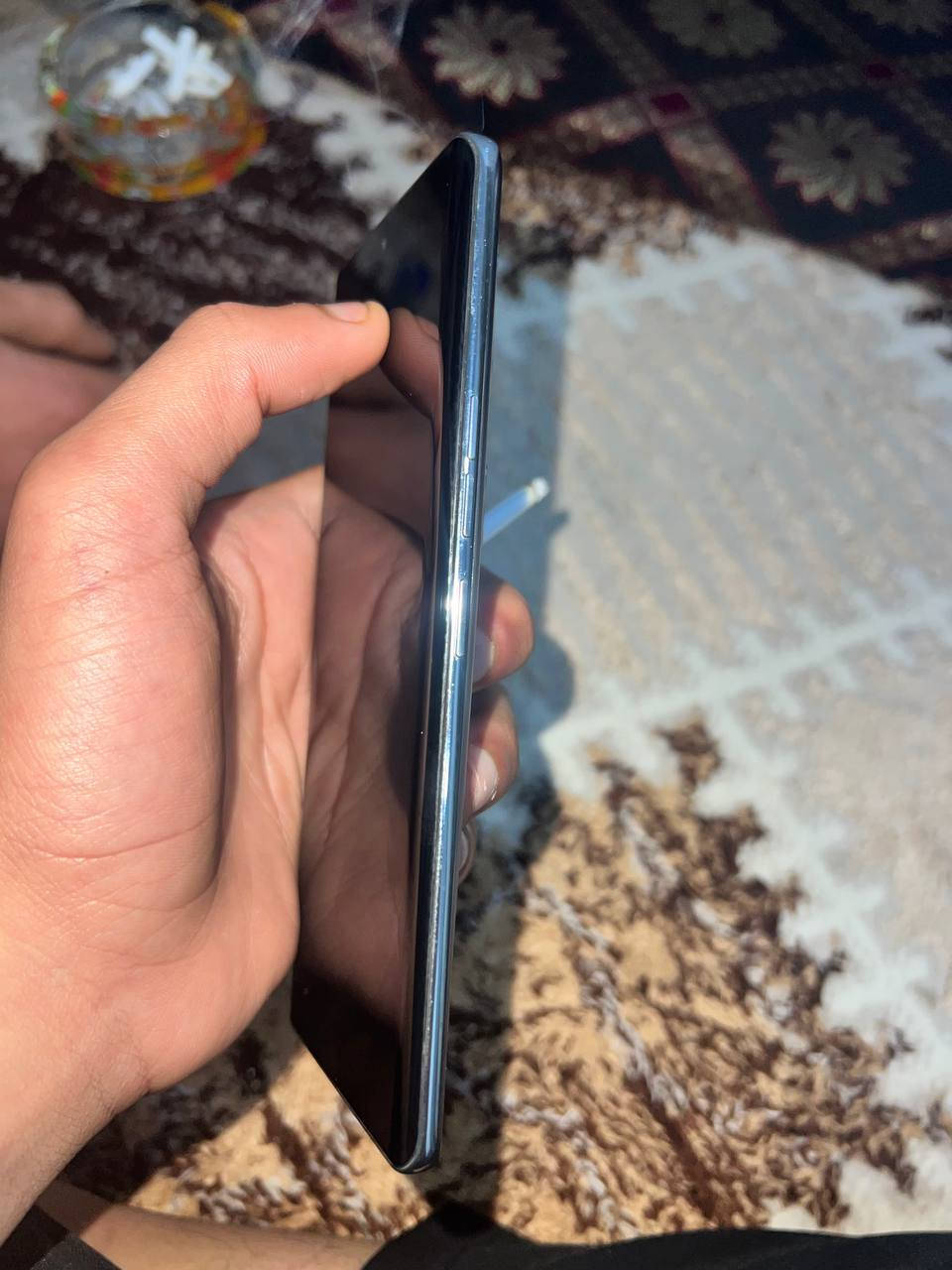 السلام عليكم جهاز للبيع تكنو كامون40برو 5g
فول مواصفات 
1) ببجي ٩٠ فريم
بطارية) 99
والجهاز غني عن التعريف
 ٣٥٠بي مجال حك الجيه
***********
