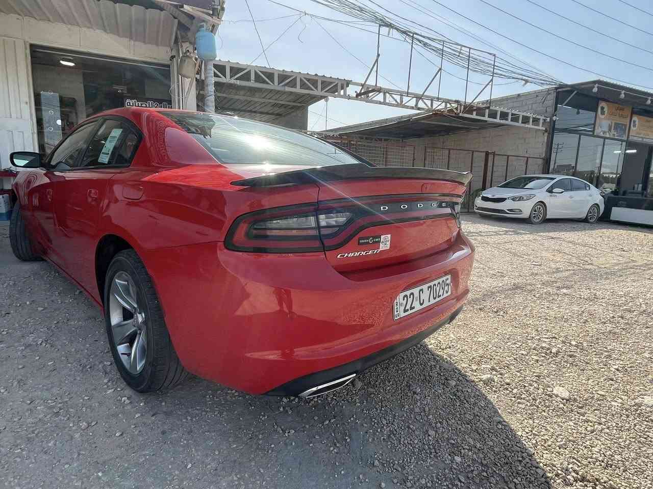 السلام عليكم 
2021 
جارجر للبيع او مراوس بتاهو 
خليجيه كفاله عامه حته الدعاميات 
مواصفات عاديه sxt 
حساس 
كاميرا دواره 
بصمه 
كشن كهرباء 
تشغيل عن بعد
شاشه وسط 
جديده كل نقص مابيها 
بيها pdr بخشم الجاملغ ممبين اصلا 
لايت عدسه زنون 300 الف شديته
مكاني كربلاء 
ماشيه 79 كم
السعر 250 بيها مجال جدا قليل
***********
