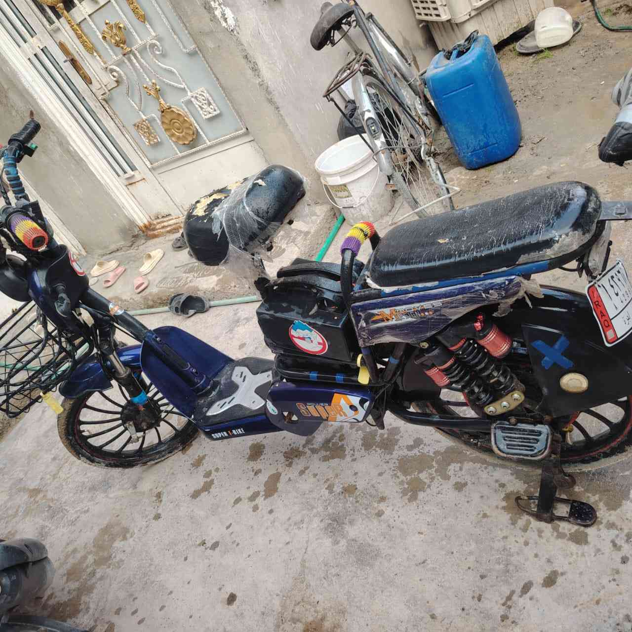 بايسكل شحن موديل ٢٠٢٤  تشغيل عن بعد + بلوتوث + ٤ بطاريات جديده شغال كامل مكانه بعقوبه السوك
السعر 150 قفل 
للاستفسار/ ***********
