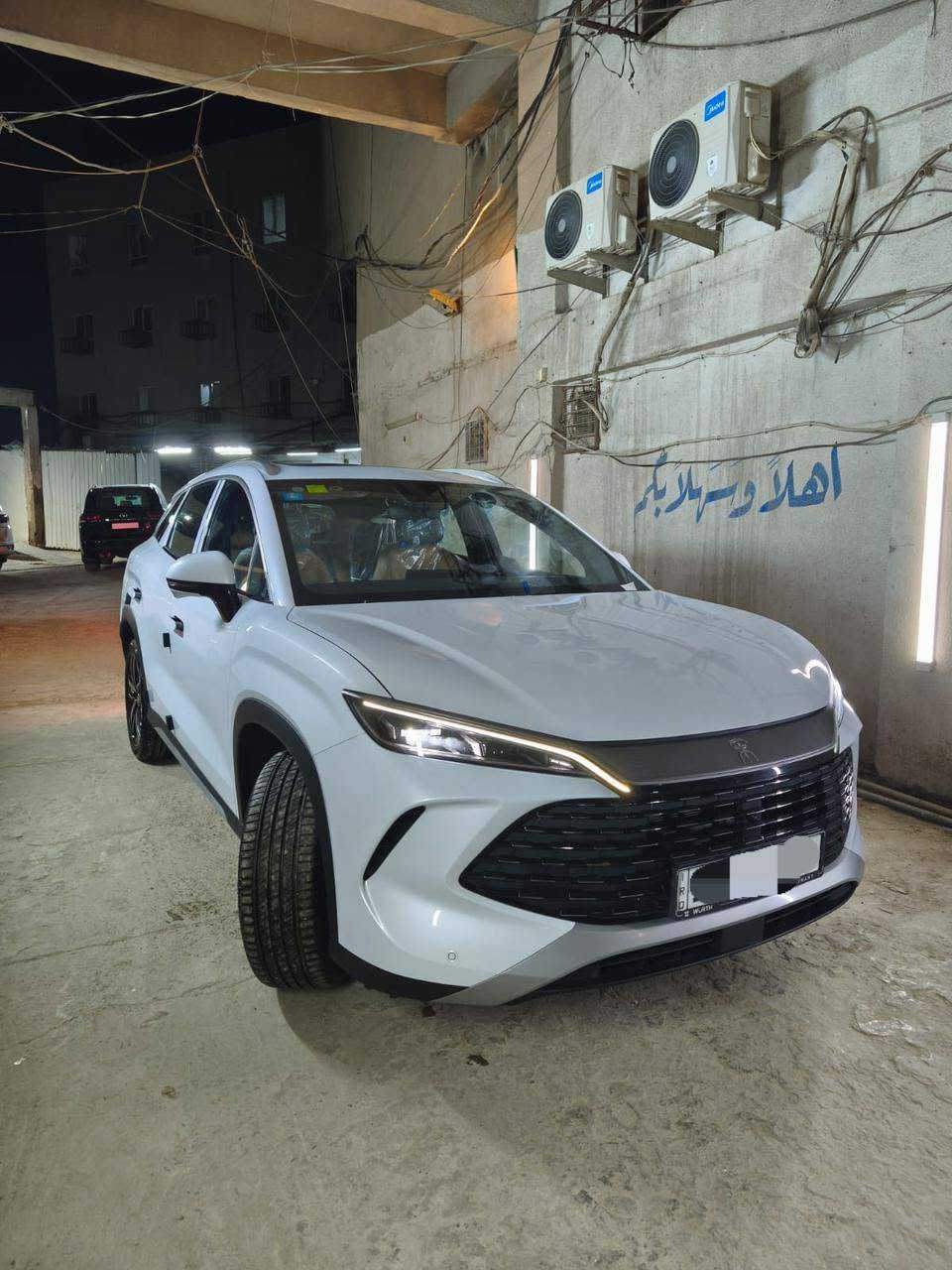 بي وايدي سونك ال
فول مواصفات رقم بغداد
موديل 2026
ماشية 5000
 بصمه كرسي كهرباء داخل حمصي وجنطه كهرباء و 6 كامرات 360 بنارامه يدات شفط 
العنوان بابل حي الرضا للستفسار ////الرقم ***********
