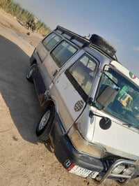 كيا بيستا • للبيع • رقم وسط