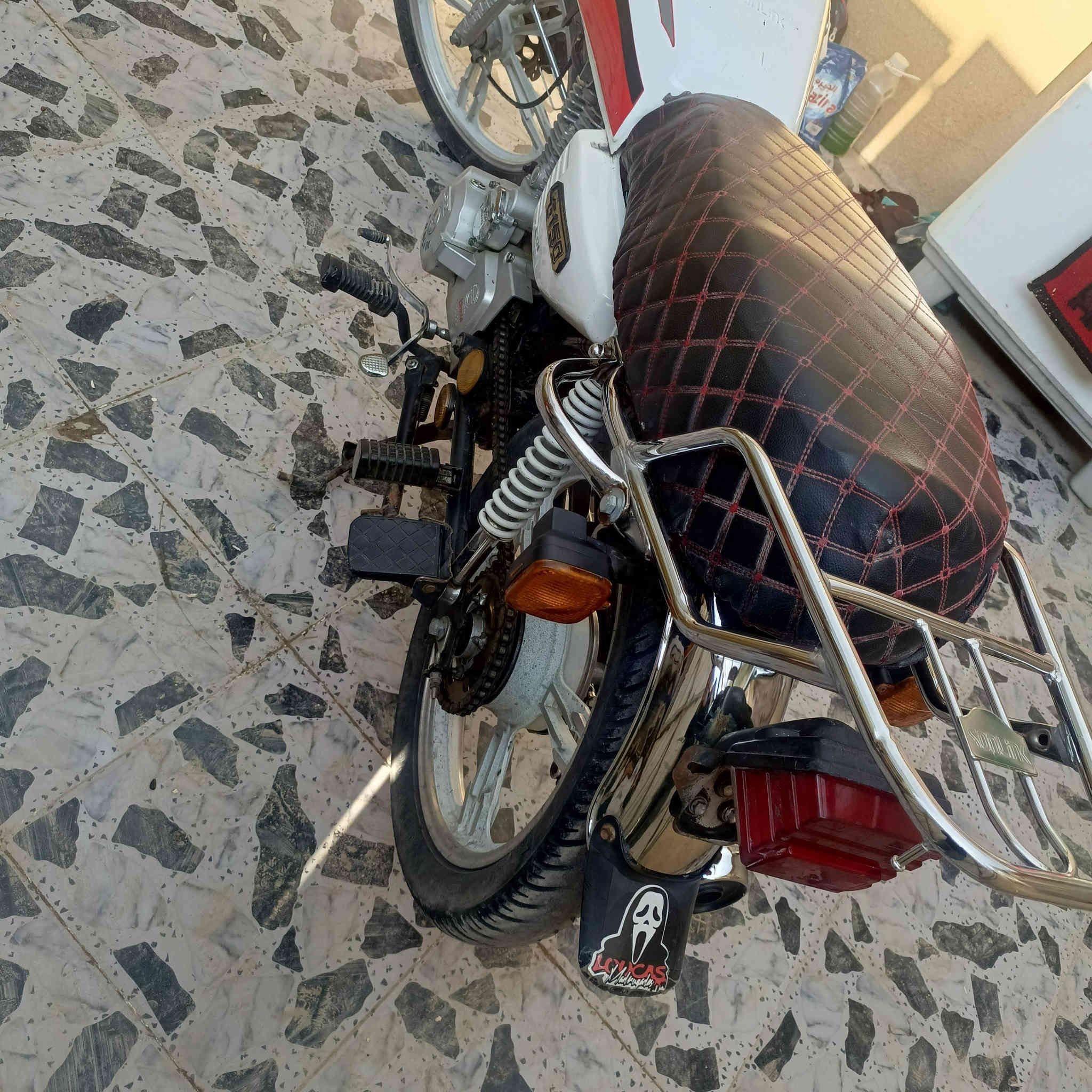 سلام عليكم دراجه ايراني موديل 22مرقمه صالنصه جعره وطكه دراجه جاهزه مكان فلوجه  السكنيه متواجد فيس وهاذ رقمي ***********السعر 1300بيهة مجال
